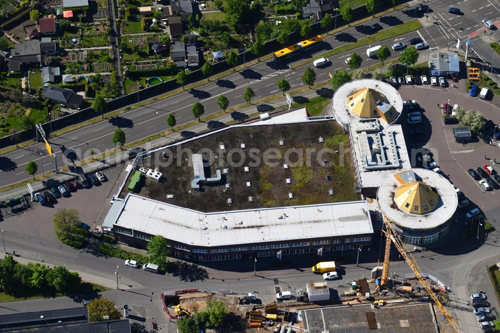 Aerial image Leipzig - Office building and Supermarkt on Volksgartenstrasse in Leipzig in the state Saxony, Germany