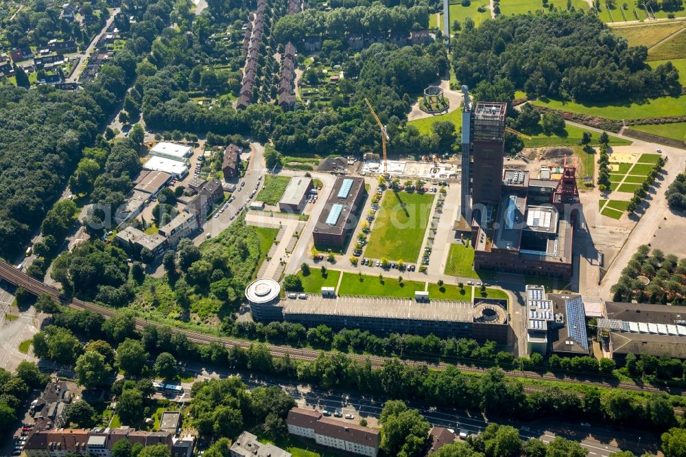 Gelsenkirchen from the bird's eye view: Office building of the administrative and business center of Vivawest Wohnen GmbH, headquartered in Nordsternpark on the former Nordstern colliery in Gelsenkirchen in North Rhine-Westphalia