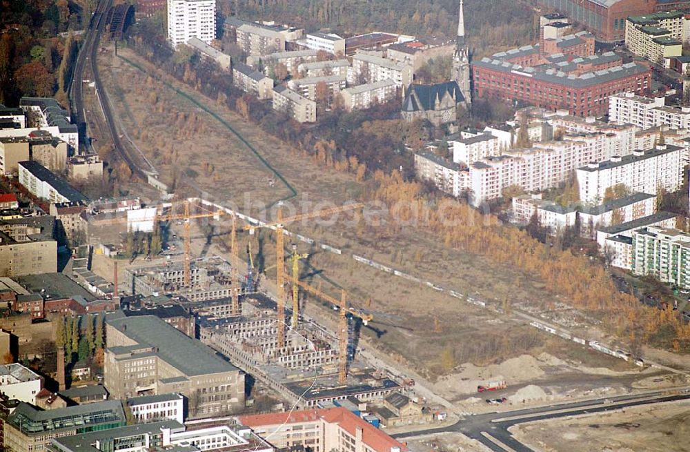 Berlin from above - 11.11.2003 Büro&Geschäftsneubau am Nordbahnhof, Berlin-Mitte, Investor Deutsche Bahn, Bauherr WAYSS + FREYTAG