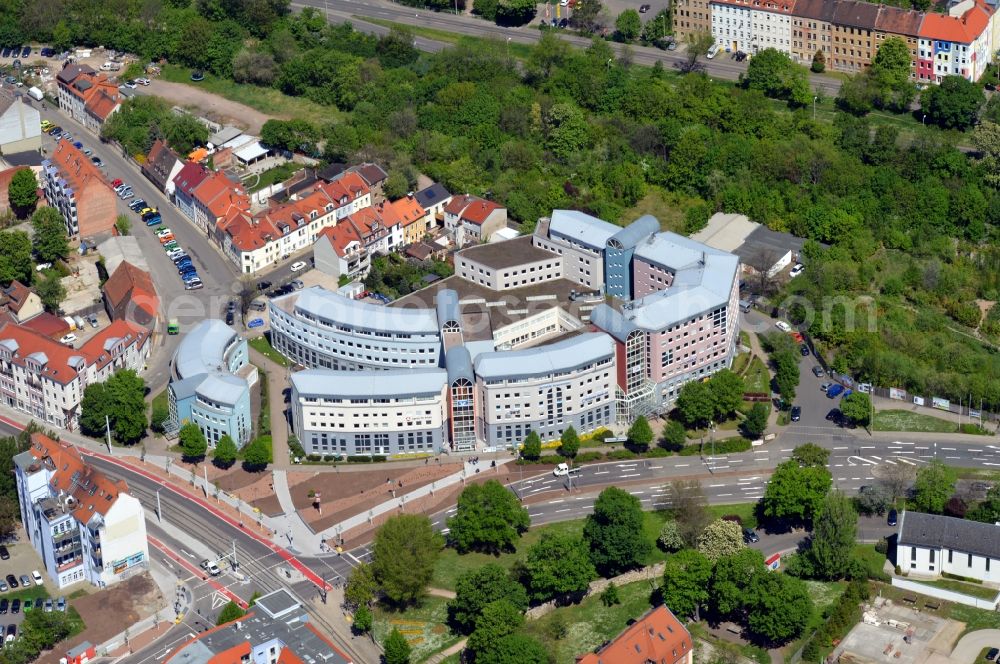 Aerial image Erfurt - At the edge of the old town of Erfurt in Thuringia, the last few years, an office complex at the Yuri Gagarin-Ring. Here companies, political parties, governments and clubs near to the city center fully equipped modern premises rented