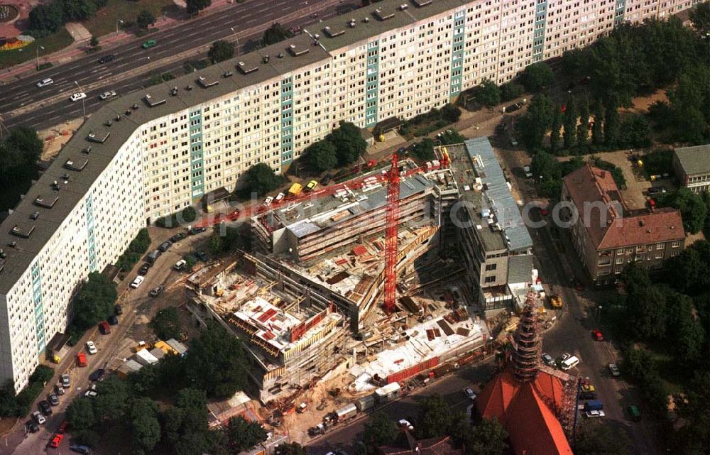 Berlin from above - Bürohausbau am S-Bahnhof Frankfurter Allee / Möllendorfstraße