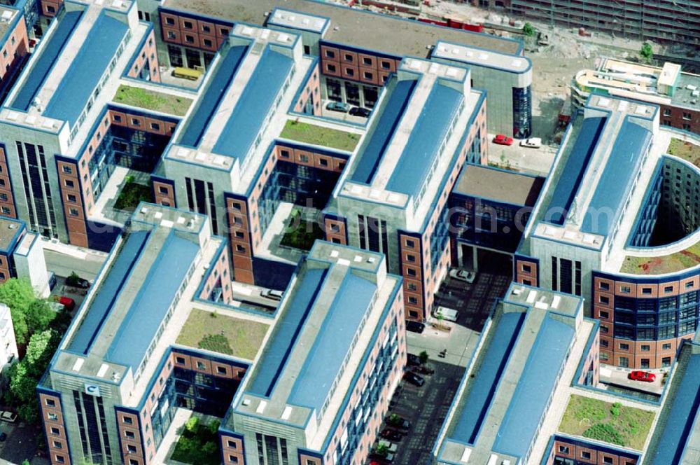 Berlin from the bird's eye view: 23.06.1994 Bürohausbau Spreebogen Moabit