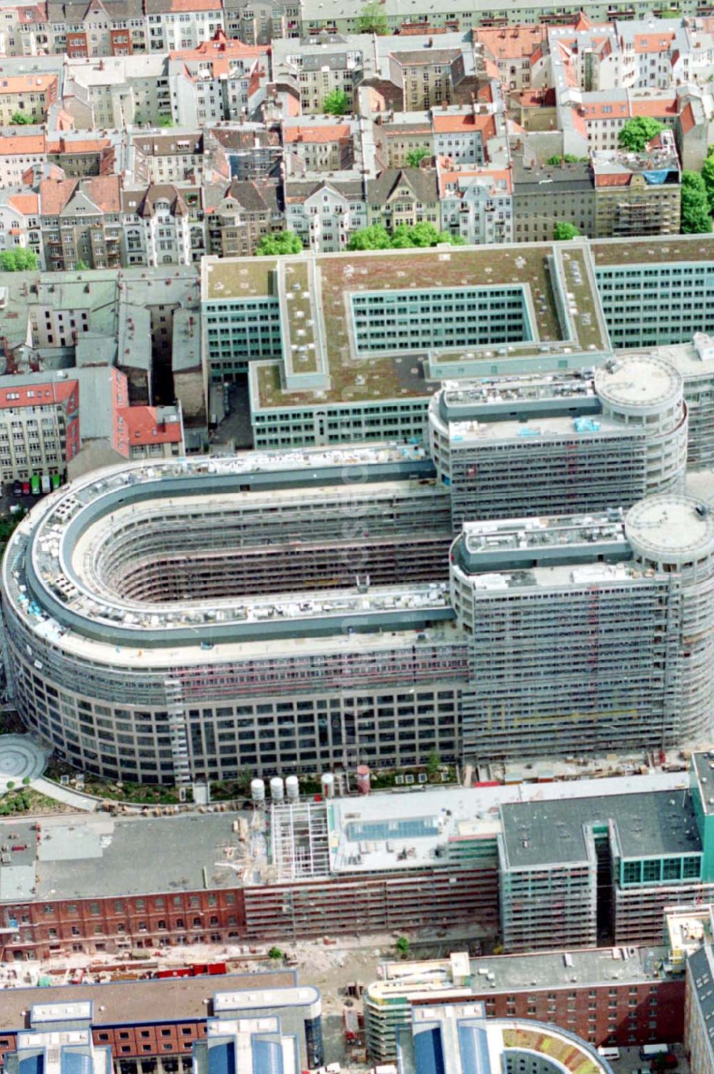 Aerial photograph Berlin - 23.06.1994 Bürohausbau Spreebogen Moabit