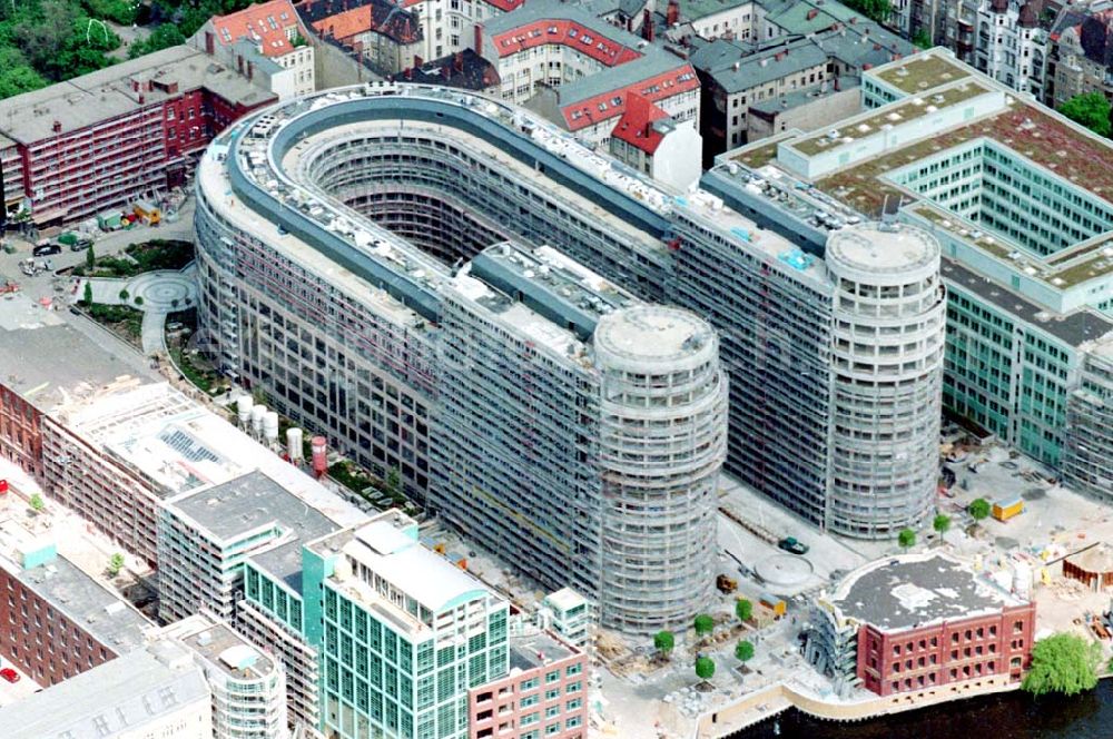 Berlin from above - 23.06.1994 Bürohausbau Spreebogen Moabit