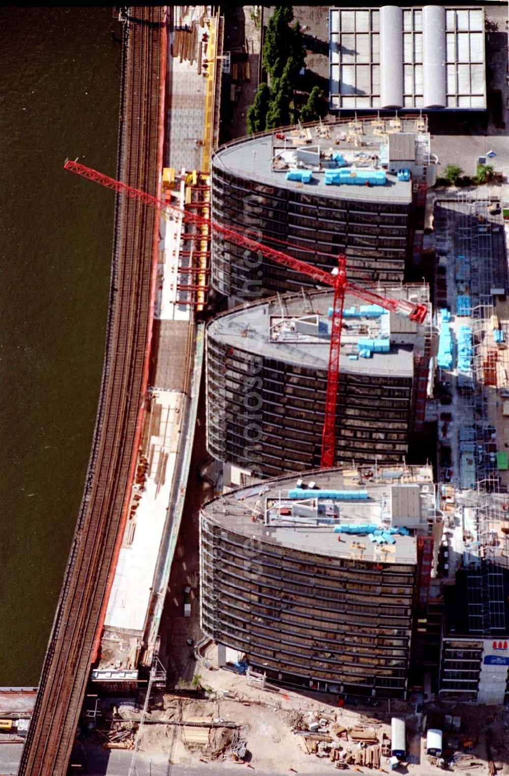 Aerial image Berlin Mitte - 05.08.1995 Bürohauskomplex Holzmarktstraße