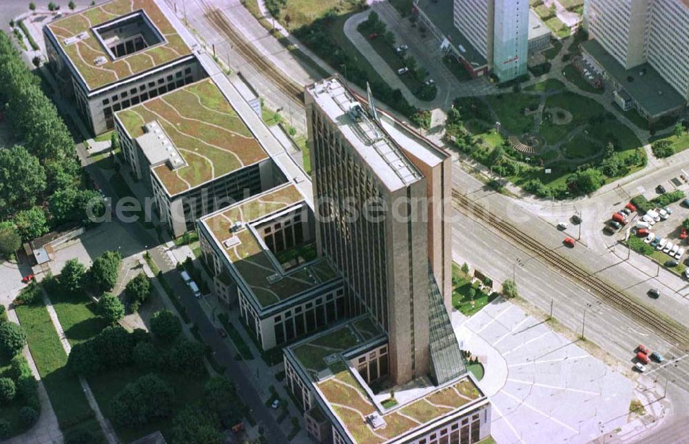 Berlin - Marzahn from the bird's eye view: Bürohochhaus Pyramide an der Rhinstraße.