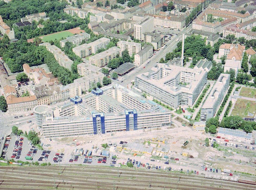 Aerial image München - Haidhausen - Bürokomplex Einstein 1 und 2 der HVB - Projekt GmbH an der Grillparzer Straße in München - Haidhausen.