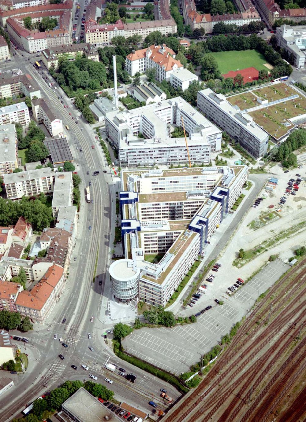 Aerial image München - Bürokomplex Einstein 1 und 2 der HVB - Projekt GmbH an der Grillparzer Straße in München - Haidhausen.