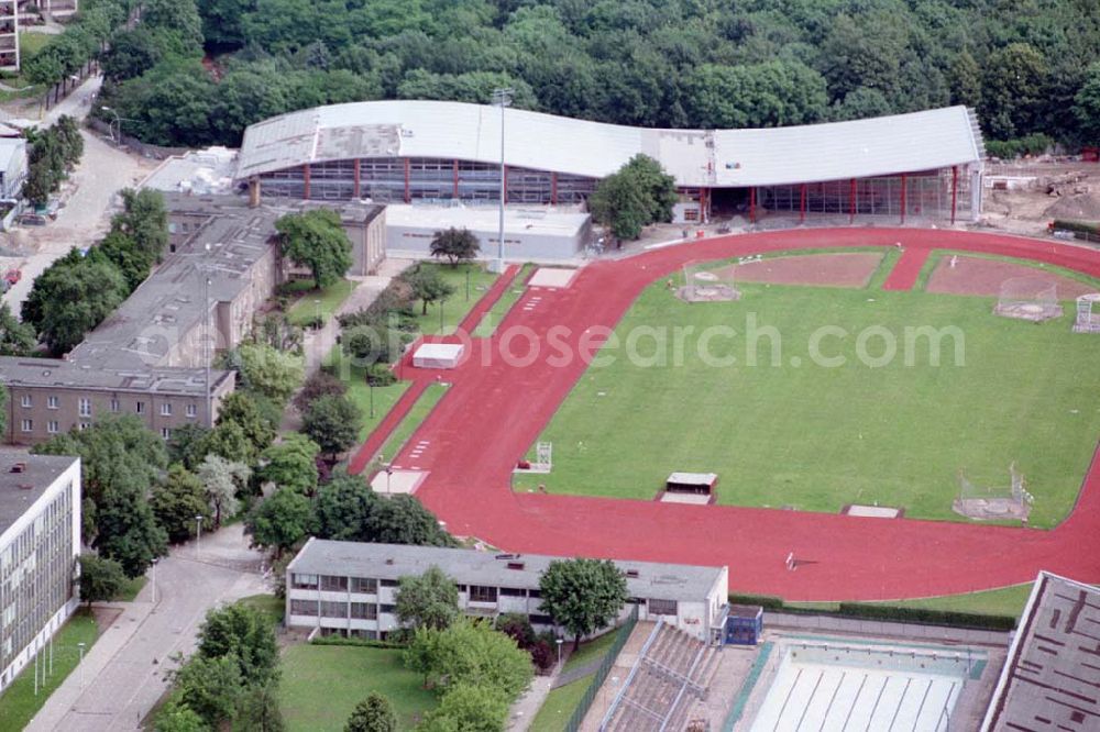 Berlin Hohenschönhausen from above - 25.06.1995 Bürokomplexbau Hohenschönhausen am Obersee