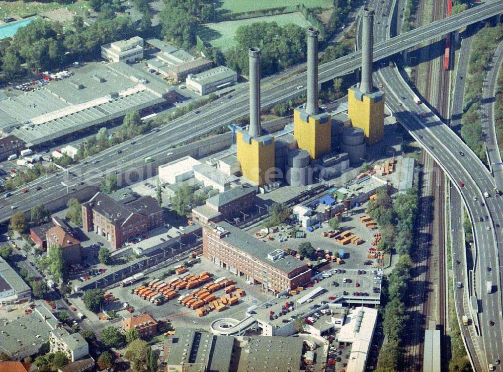 Aerial image Berlin - Wilmersdorf - BSR-Betriebshof und Heizkraftwerk am Wilmersdorfer Kreuz (Nähe Heidelberger Platz) in Berlin - Wilmersdorf.