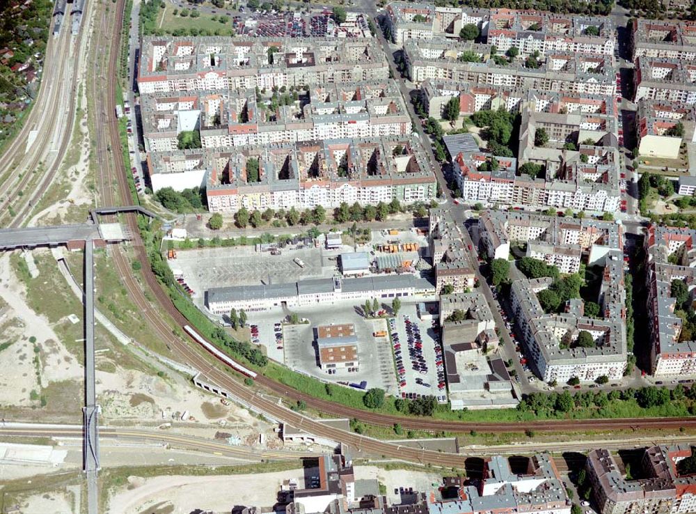 Berlin - Prenzlauer Berg from the bird's eye view: BSR-Depot an der Schönhauser Allee in Berlin-Prenzlauer Berg