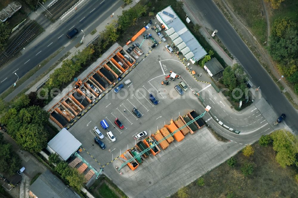 Berlin from the bird's eye view: BSR recycling yard at the street Rahsdorfer Strasse of the Berlin city cleaning company in the district Mahlsdorf of Berlin