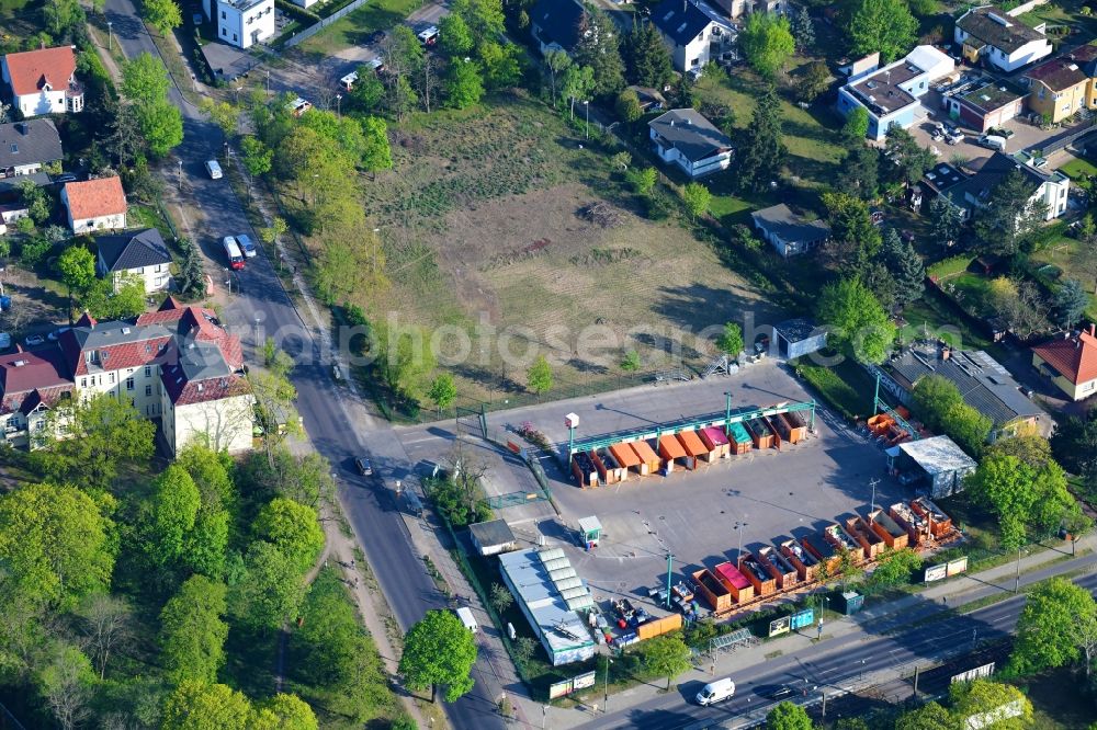 Berlin from the bird's eye view: BSR recycling yard at the street Rahsdorfer Strasse of the Berlin city cleaning company in the district Mahlsdorf of Berlin