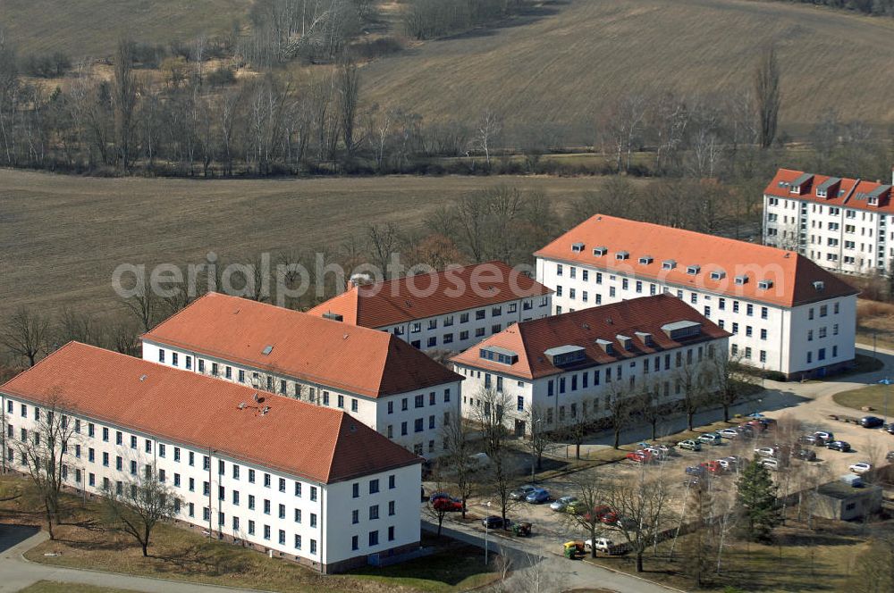 Frankfurt (Oder) from the bird's eye view: Blick auf die Außenstelle des Bundesbeauftragten für die Unterlagen des Staatssicherheitsdienstes der ehemaligen Deutschen Demokratischen Republik ( BStU ), einem ehemaligen Gelände der NVA. View of the branch of the Federal Commissioner for the Stasi Archives, a former site of the National People's Army ( NVA ).