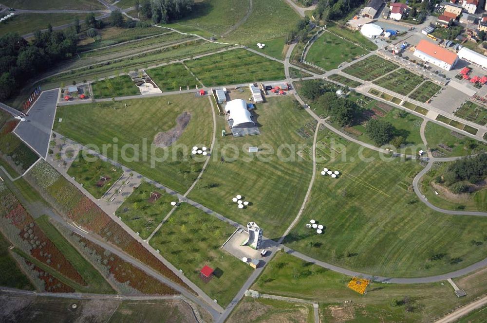 Aerial image Ronneburg - . Das 124 Hektar große Areal liegt am Rande des ehemaligen Uranerz-Abbaugebietes der Wismut. Am 27. April 2007 wurde in Ronneburg und in Gera die erste Bundesgartenschau eröffnet, die an zwei Standorten zugleich stattfindet. Sie wird noch bis zum 14. Oktober 2007 andauern.