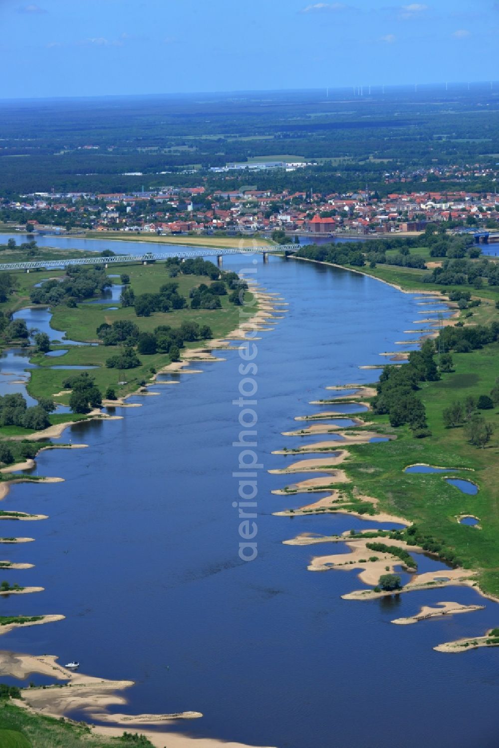 Aerial photograph Beuster - Groyne head of the river course der Elbe in Beuster in the state Saxony-Anhalt