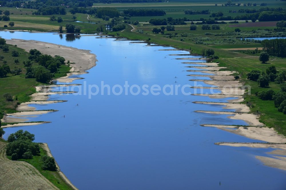 Aerial photograph Hansestadt Werben (Elbe) - Groyne head of the river course am Ufer der Elbe in Hansestadt Werben (Elbe) in the state Saxony-Anhalt