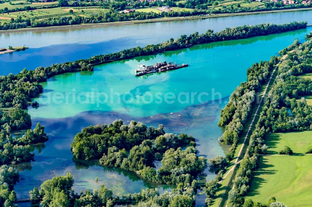 Rheinau from the bird's eye view: Groyne head of the on Oberrhein on Taubergiessen river course in Rheinau in the state Baden-Wuerttemberg, Germany