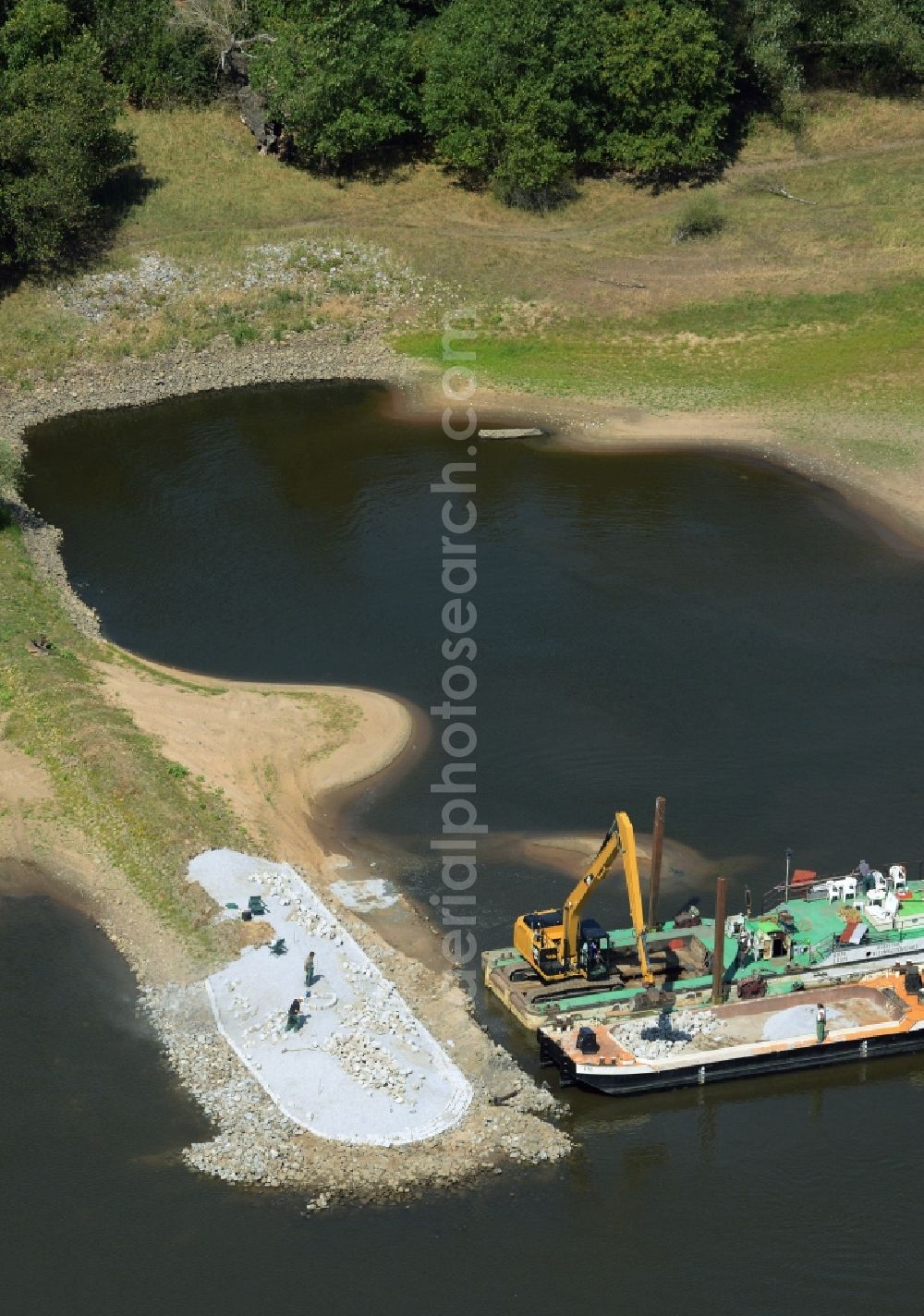 Frankfurt (Oder) from the bird's eye view: Groyne head of the der Oder river course in Frankfurt (Oder) in the state Brandenburg