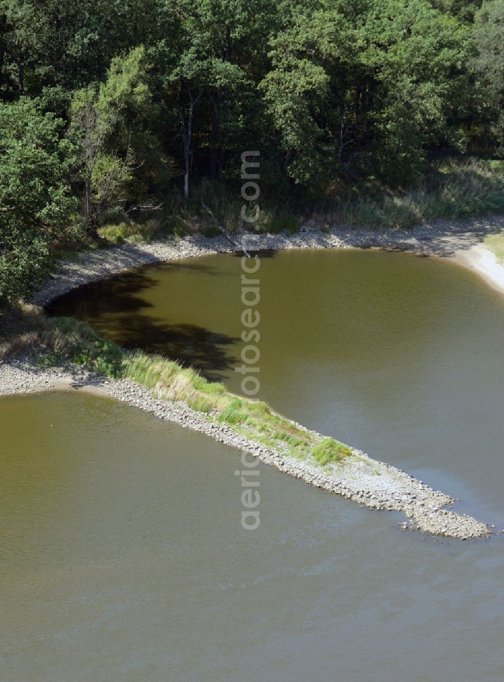 Frankfurt (Oder) from the bird's eye view: Groyne head of the der Oder an den Oderwiesen river course in Frankfurt (Oder) in the state Brandenburg