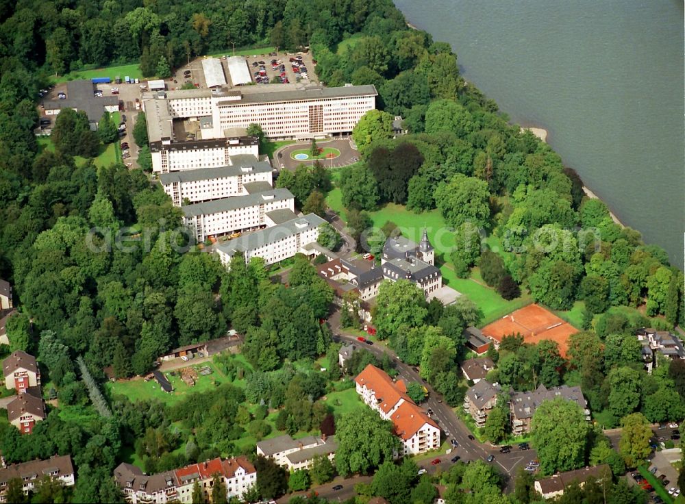 Aerial photograph Bonn - Federal Agency for Agriculture and Food and the Federal Office for Construction and Regional Planning at the riverside of the Rhine at the Deichmanns Aue in Bonn in North Rhine-Westphalia