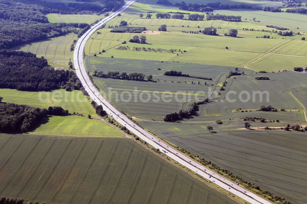 Laucha from the bird's eye view: Between Laucha and Mechterstaedt in Thuringia runs a newly developed section of the motorway A4