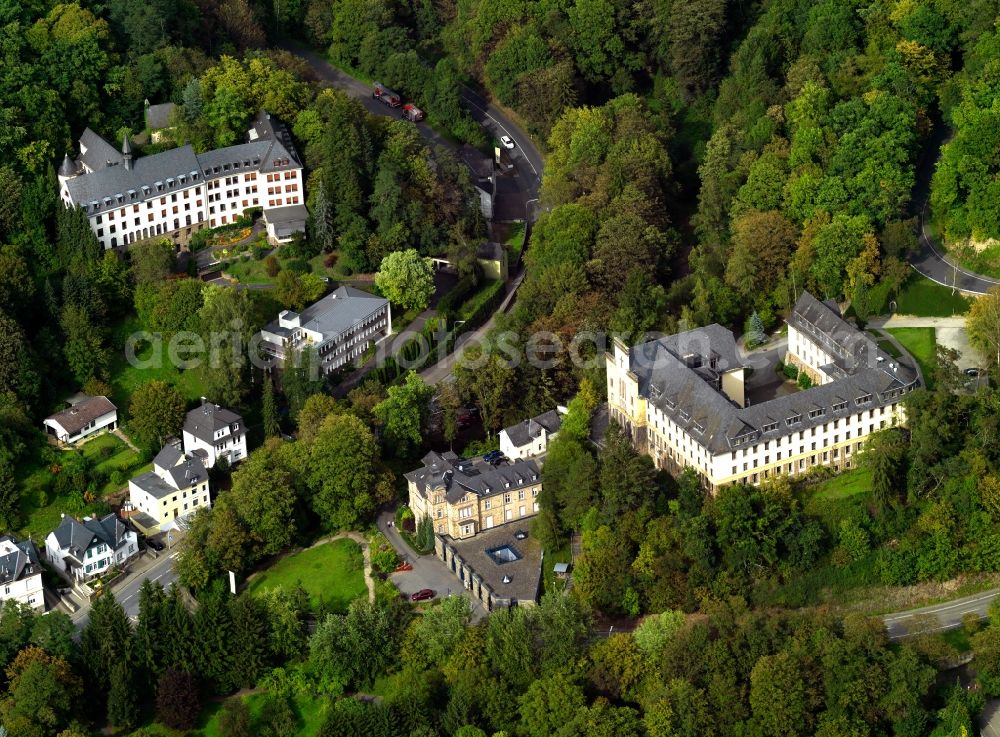 Aerial photograph Vallendar - Schoenstatt Mountain in Vallendar in the state Rhineland-Palatinate. Several educational facilities and the church building of the Schoenstatt Movement are located on a hill in the North of Vallendar. The Bundesheim is an events location, surrounded by forest