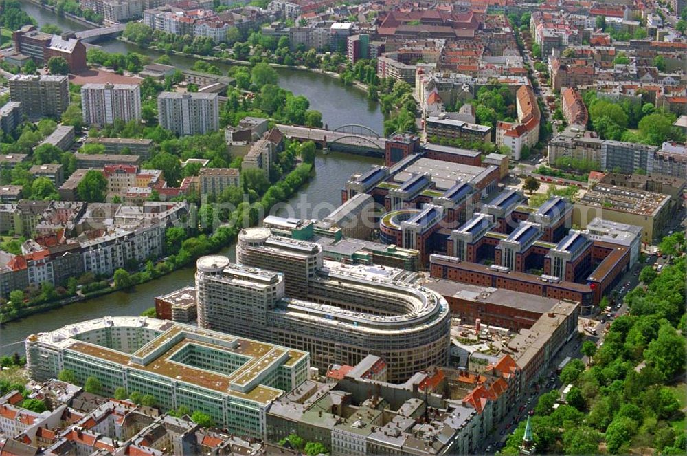 Aerial image Berlin - Moabit - Bundesinnenministerium am Spreebogen.