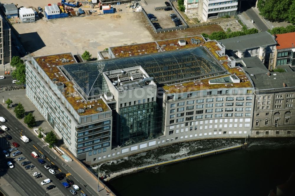 Berlin from above - Administrative building of the State Authority Banofverband of Deutschen Industrie (BDI) and of Deutscher Industrie- and Handelskammertag (DIHK) on Breite Strasse in the district Mitte in Berlin, Germany