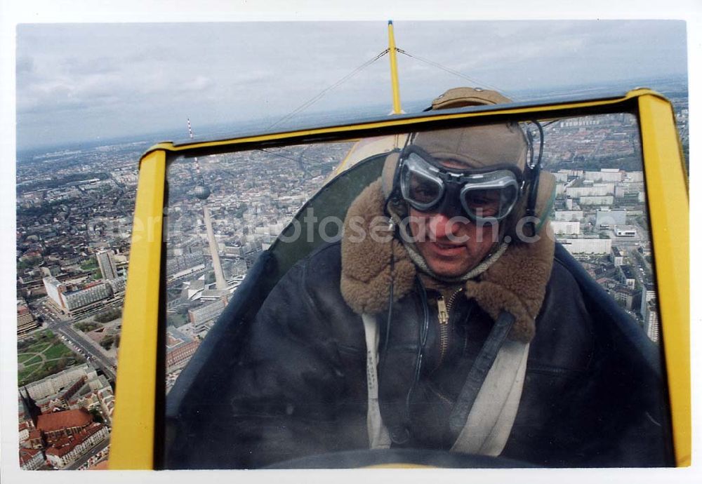 Aerial photograph Berlin - Bundeswehrpilot Klaus Plasa in einer Boeing Starman anläßlich der ersten ILA in Berlin-SXF über der Stadt