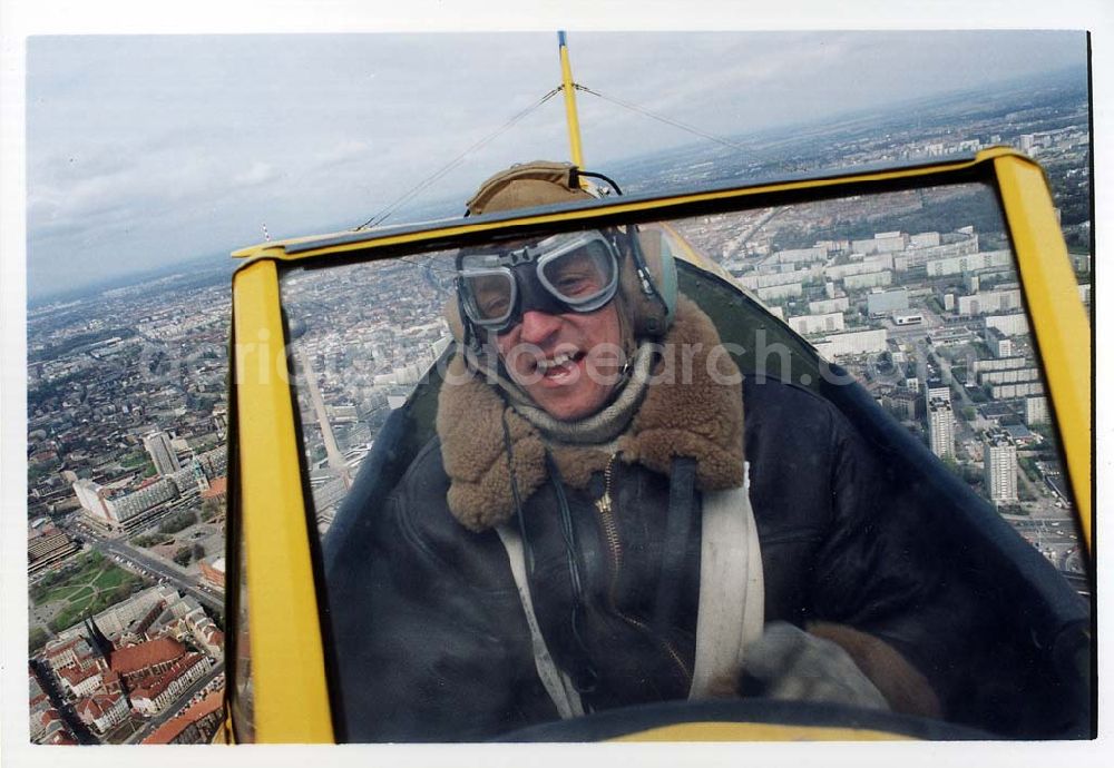 Aerial photograph Berlin - Bundeswehrpilot Klaus Plasa in einer Boeing Starman anläßlich der ersten ILA in Berlin-SXF über der Stadt