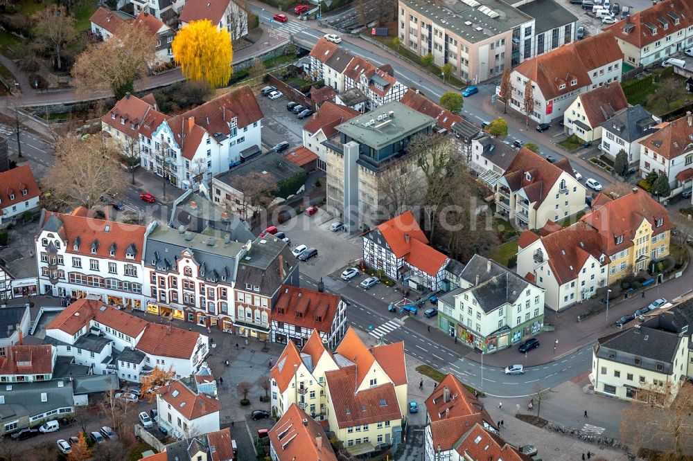 Aerial photograph Soest - Bunker building complex made of concrete and steel Hochbunker on Bruedertor on Noetten-Brueder-Wallstrasse in Soest in the state North Rhine-Westphalia, Germany