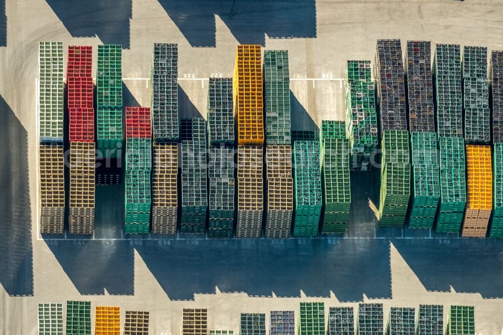 Dortmund from above - Building and production halls on the premises of the brewery of DAB Dortmunof Actien-Brauerei GmbH on Steigerstrasse in Dortmund in the state North Rhine-Westphalia