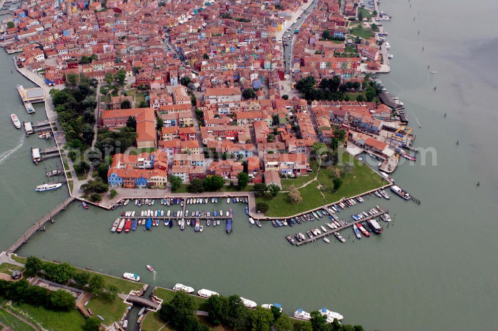 Venedig from above - Blick auf die Insel Burano in der Lagune von Venedig. View to the island Burano in the lagoon of Burano.