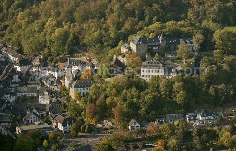 Blankenheim from above - Look at the Blankenheim castle, which was rebuilt and altered during centuries. Nowadays a part of the castle is used as a youth hostel