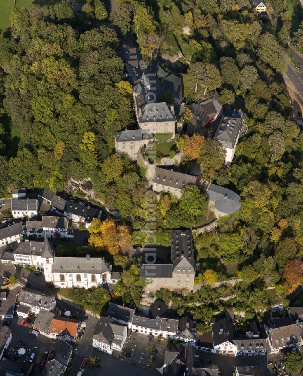 Blankenheim from above - Look at the Blankenheim castle, which was rebuilt and altered during centuries. Nowadays a part of the castle is used as a youth hostel