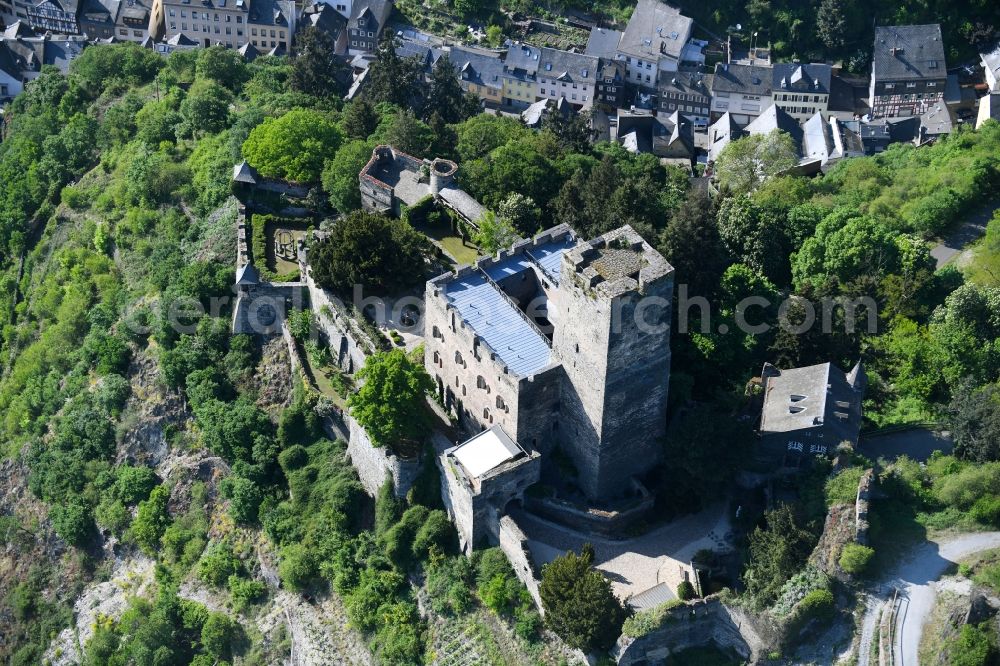 Aerial image Kaub - Castle of the fortress Burg Gutenfels on Schlossweg in Kaub in the state Rhineland-Palatinate, Germany