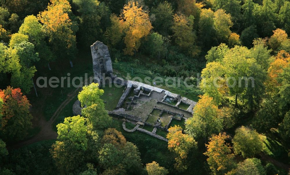 Aerial image Wadern - Castle Dagstuhl in Wadern in the state of Saarland. The stones are remains of a medieval high fortress. It was built in the 13th century and closed in the 18th century. It is listed as a protected building and is open for visitors. Remaining parts are the tower and walls