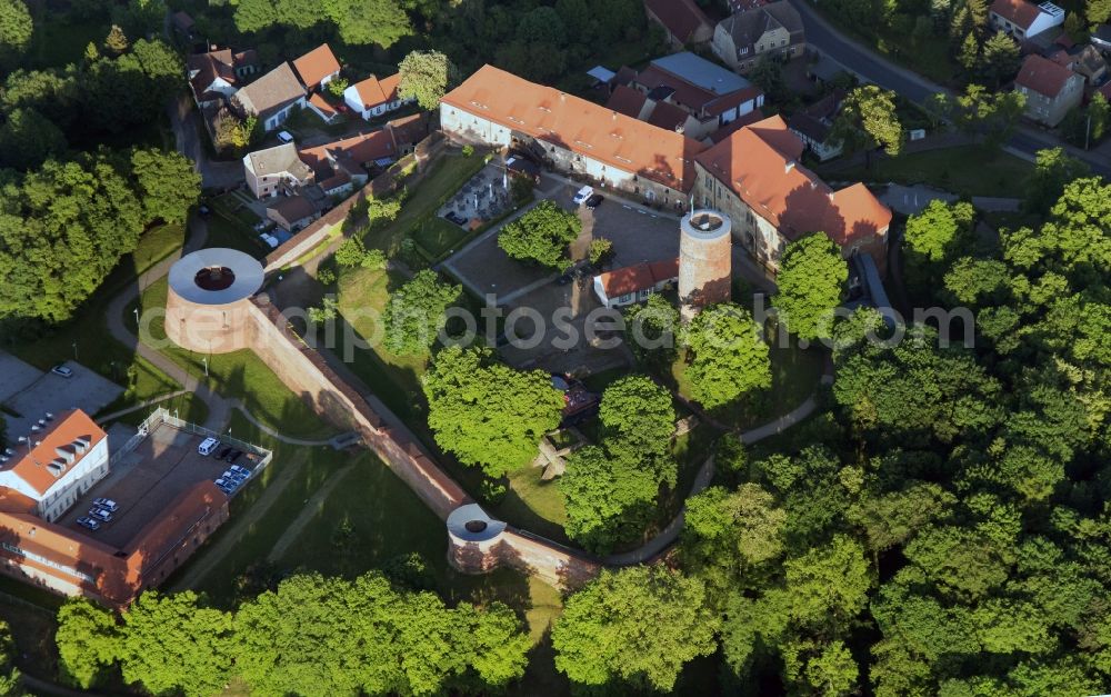 Belzig from the bird's eye view: Castle Eisenhardt in Bad Belzig in Brandenburg