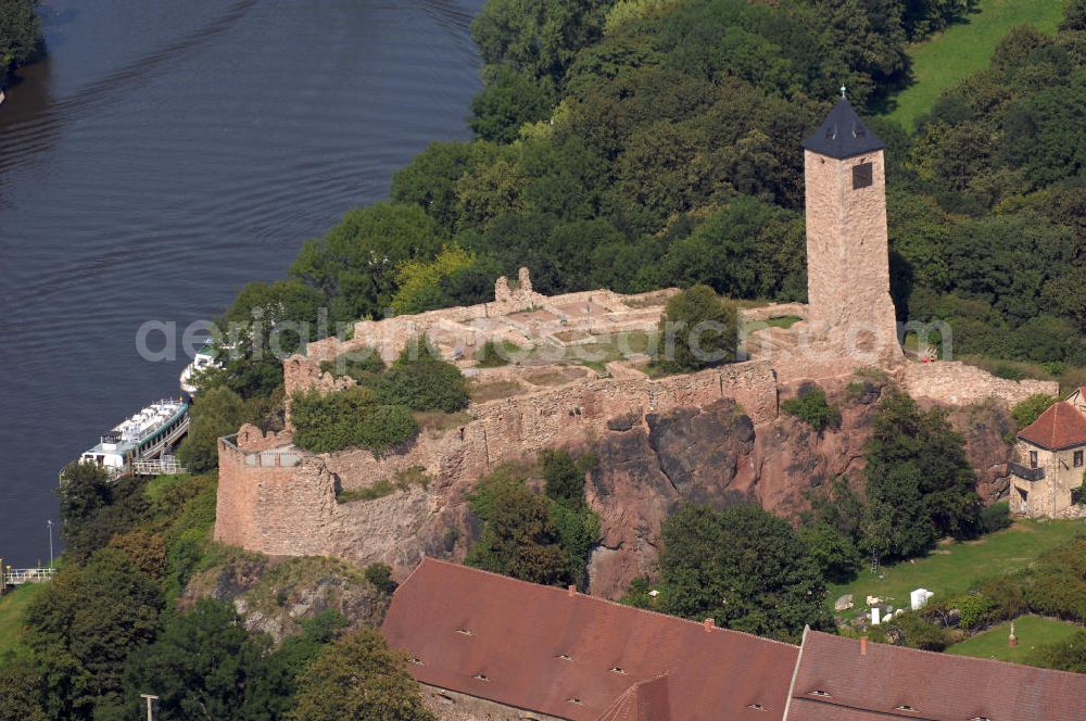 Halle (Saale) from above - Strasse der Romanik: Die Stadt Halle erwarb 1906 die Burgruine, und machte die seit 1966 als Architekturmuseum dienende Burg der Öffentlichkeit zugänglich. Nach 1919 erfolgte der Ausbau zu einer Kunstgewerbeschule, ab 1958 Hochschule für industrielle Formgestaltung, seit 1990 Hochschule für Kunst und Design.