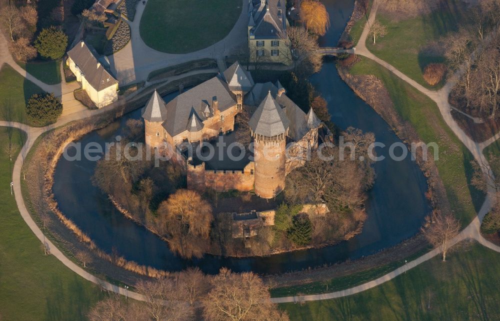 Krefeld from the bird's eye view: View of the castle Linn in Krefeld in the state North Rhine-Westphalia