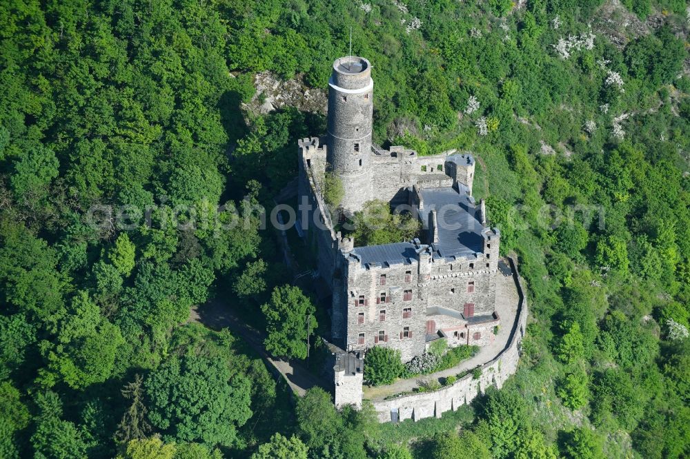 Aerial image Sankt Goarshausen - Castle of the fortress Maus in the district Wellmich in Sankt Goarshausen in the state Rhineland-Palatinate, Germany