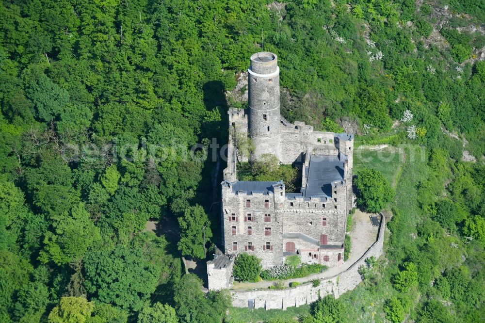 Sankt Goarshausen from the bird's eye view: Castle of the fortress Maus in the district Wellmich in Sankt Goarshausen in the state Rhineland-Palatinate, Germany