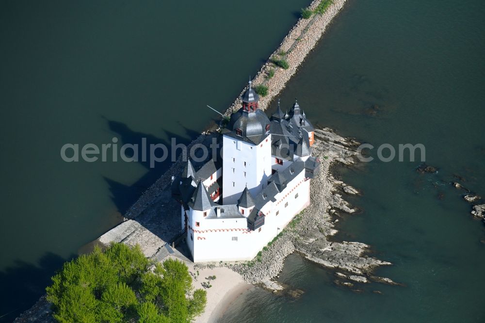 Kaub from above - Castle of the fortress Pfalzgrafenstein Castle in the district Falkenau in Kaub in the state Rhineland-Palatinate, Germany