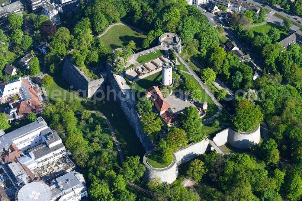 Aerial photograph Bielefeld - Castle of the fortress Sparrenburg in Bielefeld in the state North Rhine-Westphalia, Germany