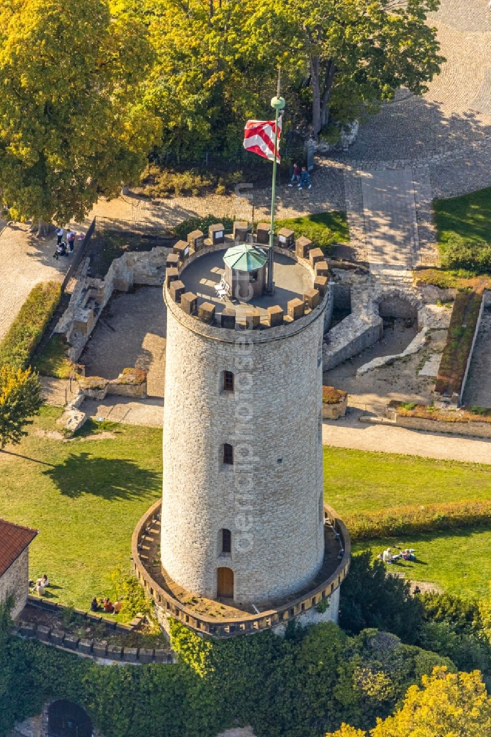 Aerial image Bielefeld - Castle of the fortress Sparrenburg in Bielefeld in the state North Rhine-Westphalia, Germany