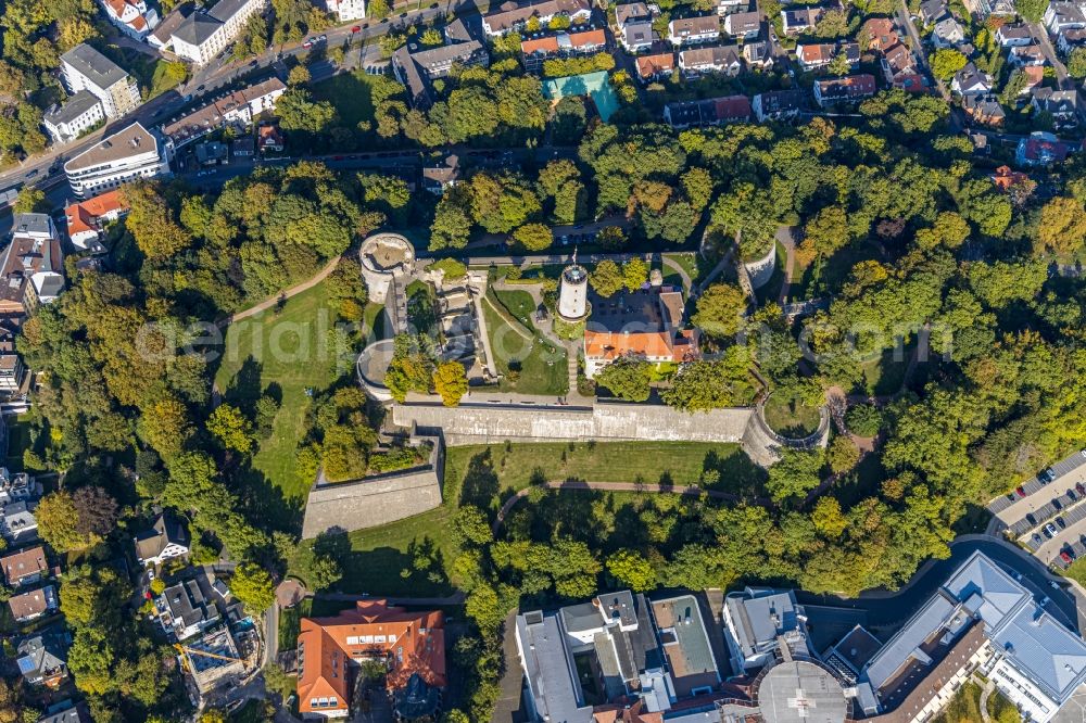 Aerial image Bielefeld - Castle of the fortress Sparrenburg in Bielefeld in the state North Rhine-Westphalia, Germany