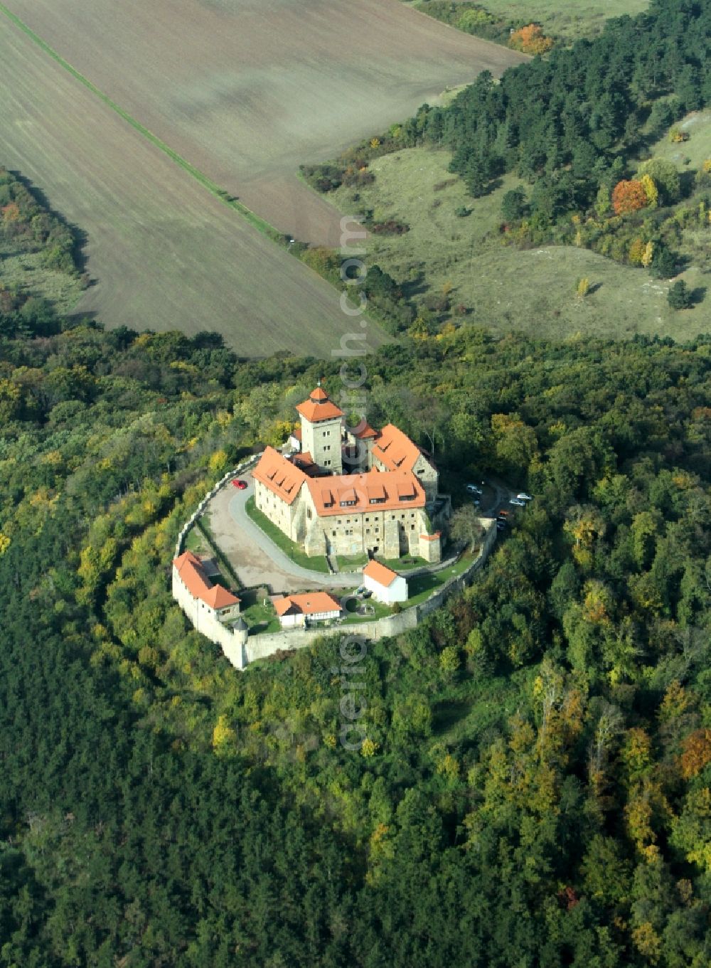 Wachsenburg from the bird's eye view: Castle of Veste Wachsenburg in Thuringia