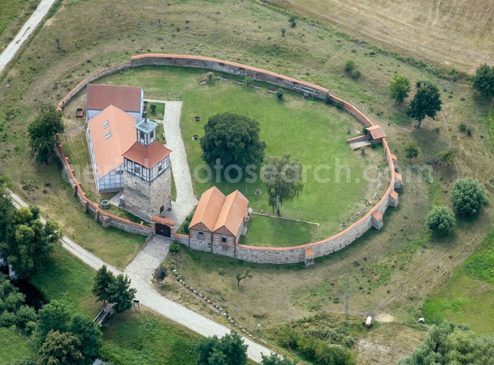 Walternienburg from the bird's eye view: Castle of the fortress Wasserburg Walternienburg in Walternienburg in the state Saxony-Anhalt, Germany