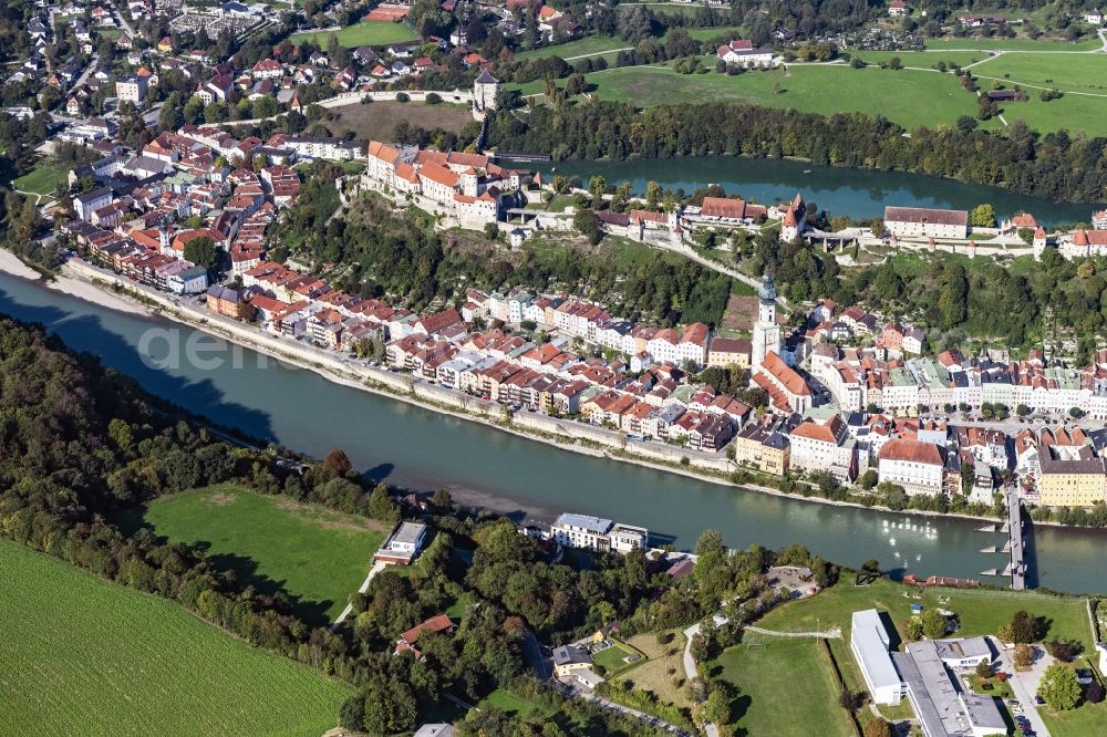 Aerial photograph Burghausen - Castle of Burghausen in the state Bavaria